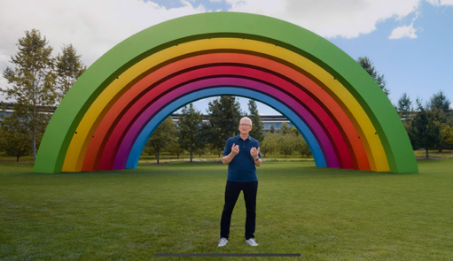 Tim Cook hier soir au siége d'Apple.