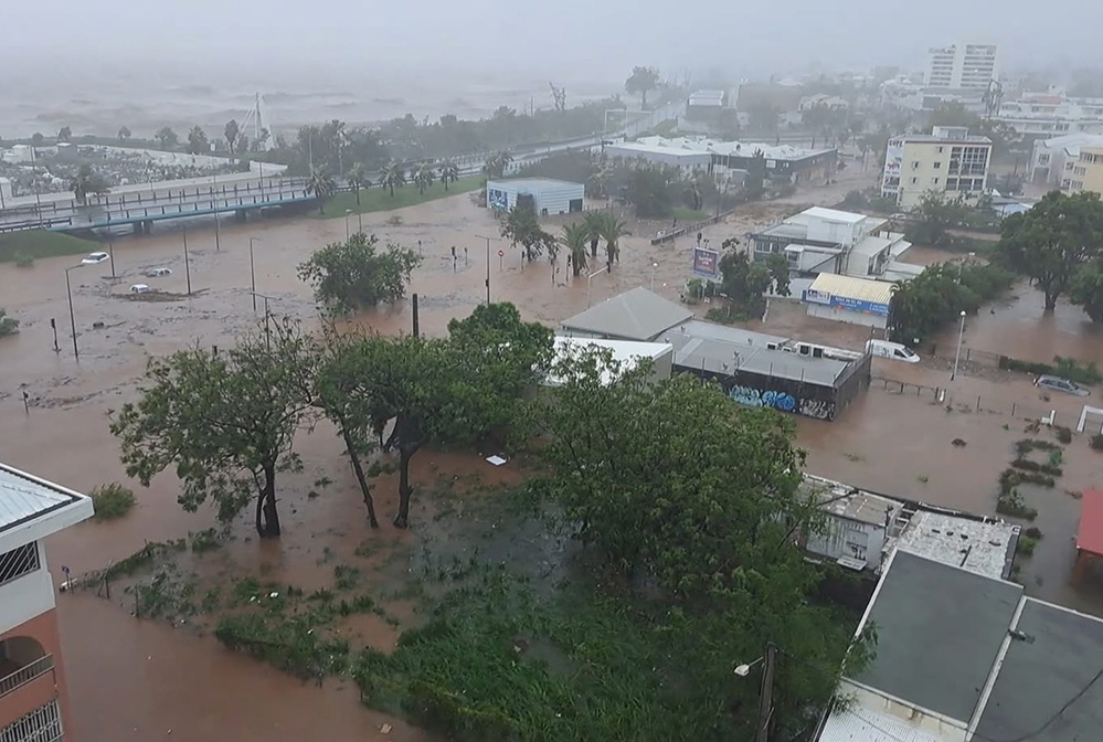 Retour en images du passage du cyclone Garance.