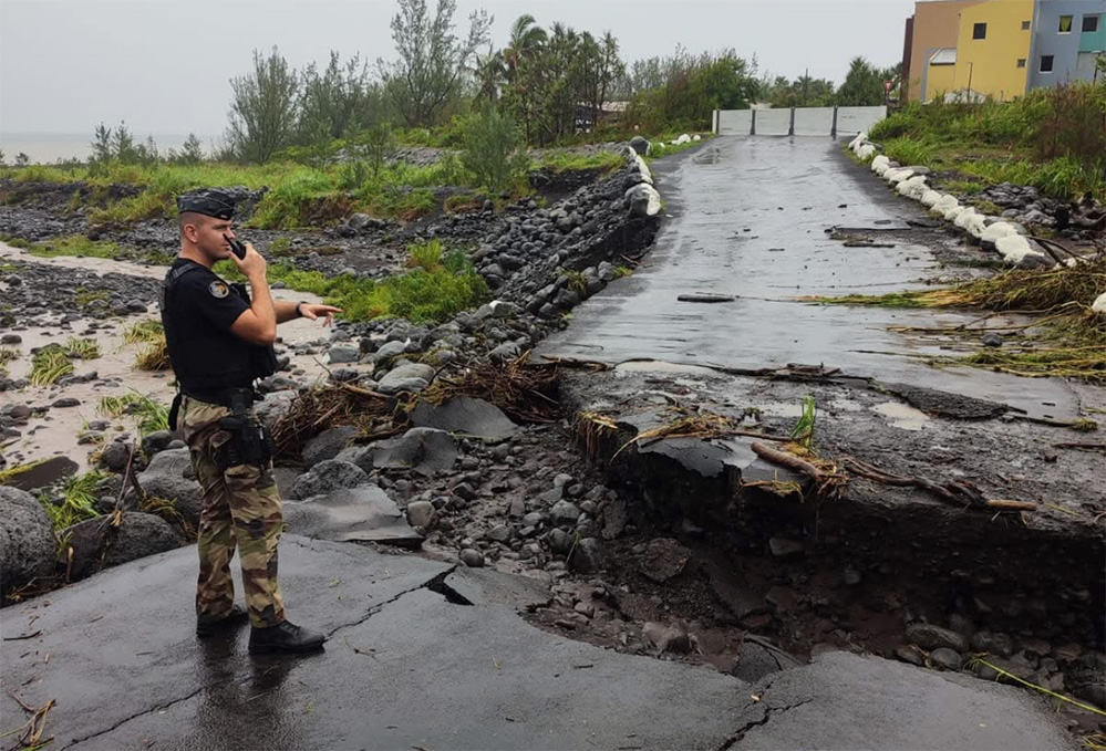 Retour en images du passage du cyclone Garance.